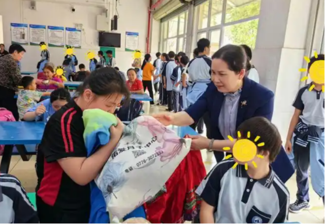 施行定制式交融为残疾学生供给技能培养工作转衔工作支撑 施行定制式交融为残疾学生供给技能培养工作转衔工作支撑