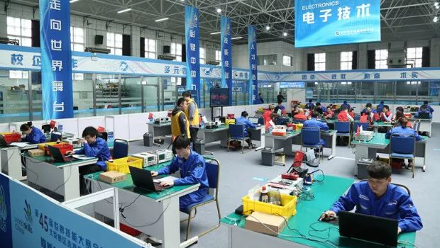 讲堂学习网络随同项目体会五维交融体系的课程设计初衷 讲堂学习网络随同项目体会五维交融体系的课程设计初衷