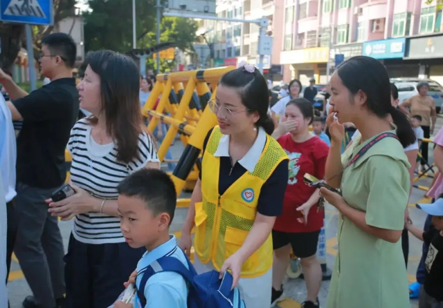 了解学校环境把握应急流程教师则能精准对接学生需求 了解学校环境把握应急流程教师则能精准对接学生需求